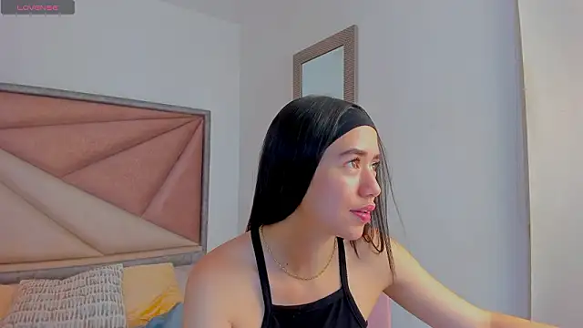 SaraWagner  online show from 03/03/26, 12:17