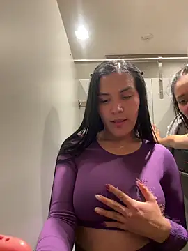 MacaW09 online show from 04/17/26, 12:57