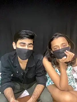 Snapshot of Joy_Love_Roxie chatting on 10/30/25, 06:52 Joy Love Roxie online show from 10/30/25, 06:52