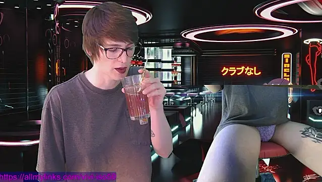 Snapshot of vivi-iso59 chatting on 01/09/26, 02:14 vivi-iso59 online show from 01/09/26, 02:14