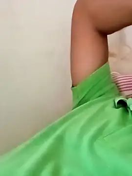 Snapshot of Suranga-55 chatting on 09/20/25, 04:02 Suranga-55 online show from 09/20/25, 04:02