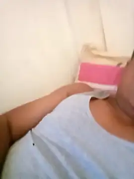 Snapshot of Suranga-55 chatting on 10/14/25, 03:29 Suranga-55 online show from 10/14/25, 03:29