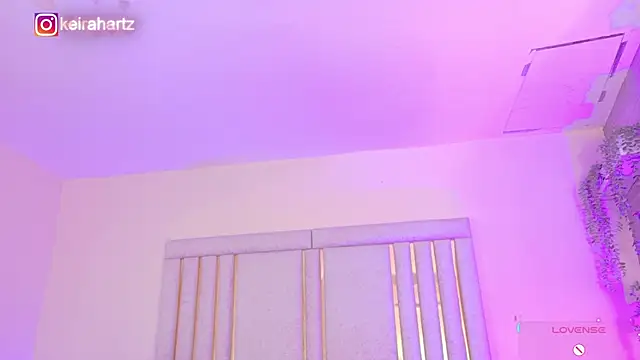 Keirahartz online show from 07/17/26, 11:50