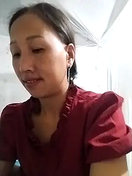 Snapshot of cute_love00 chatting on 10/08/25, 10:07 cute love00 online show from 10/08/25, 10:07