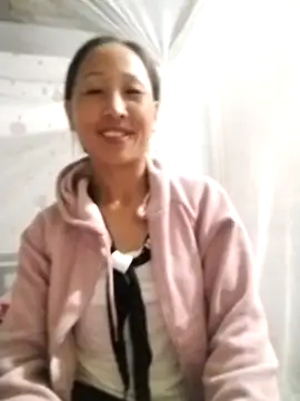 Snapshot of cute_love00 chatting on 10/20/25, 10:54 cute love00 online show from 10/20/25, 10:54