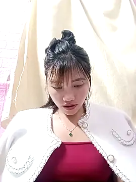 Snapshot of adbosa_00 chatting on 12/19/25, 03:08 adbosa 00 online show from 12/19/25, 03:08