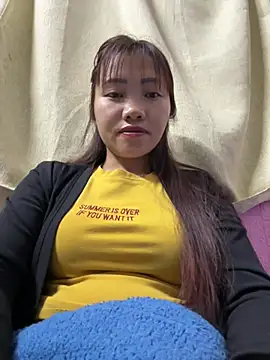 Snapshot of adbosa_00 chatting on 02/08/26, 11:52 adbosa 00 online show from 02/08/26, 11:52