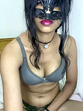 Snapshot of Elinacam chatting on 11/14/25, 06:45 Elinacam online show from 11/14/25, 06:45