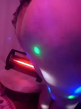 senacansu online show from 11/10/25, 01:59