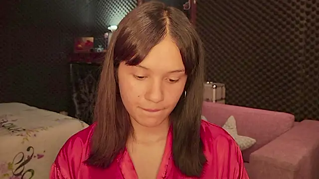 gigifontaine   online show from 10/03/25, 11:57