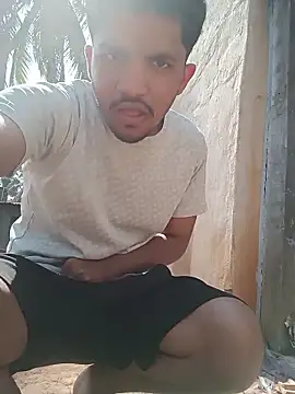 Snapshot of sexofbro chatting on 01/17/26, 06:29 sexofbro online show from 01/17/26, 06:29