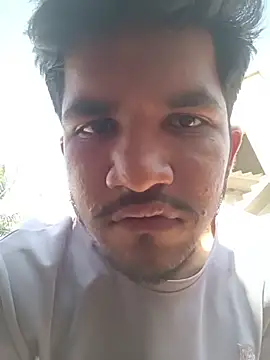 Snapshot of sexofbro chatting on 02/07/26, 09:24 sexofbro online show from 02/07/26, 09:24