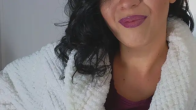 Snapshot of AlyaRei chatting on 10/03/25, 06:49 AlyaRei online show from 10/03/25, 06:49