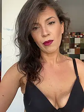AlyaRei online show from 06/13/26, 12:14