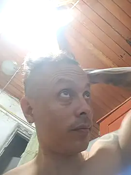 JuceAn14 online show from 11/18/25, 05:34