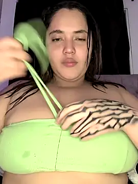 butterfly777  online show from 04/01/26, 08:48