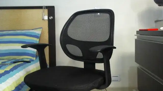 Snapshot of Mirianzapata_1 chatting on 02/14/26, 04:31 Mirianzapata 1 online show from 02/14/26, 04:31