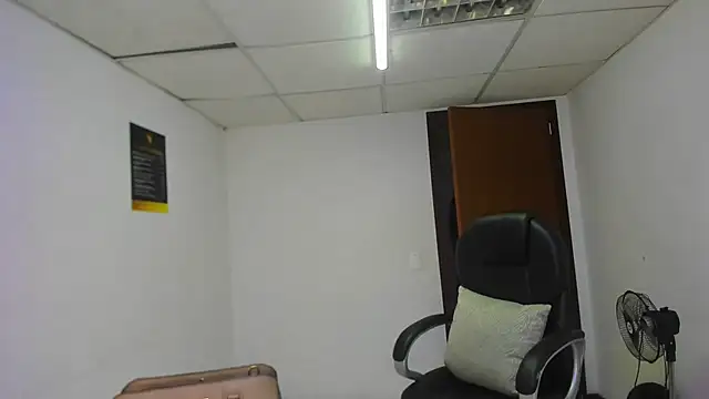 Aisha hotts777 online show from 03/03/26, 03:12