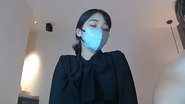 BROsister online show from 11/10/25, 09:19