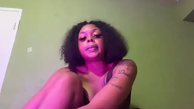 Liaprettygirl online show from 04/06/26, 02:42