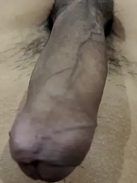 Snapshot of official_plsr5 chatting on 10/09/25, 12:58 official plsr5 online show from 10/09/25, 12:58