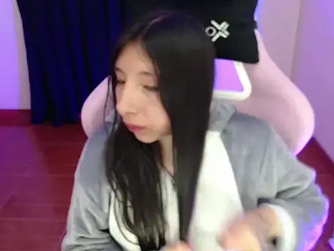 Snapshot of ScarlettShirahoshi chatting on 09/24/25, 11:46 ScarlettShirahoshi online show from 09/24/25, 11:46