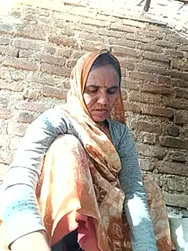 Pinky12A online show from 12/04/25, 04:22