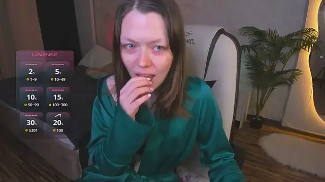 Lunar Lily online show from 02/05/26, 05:45