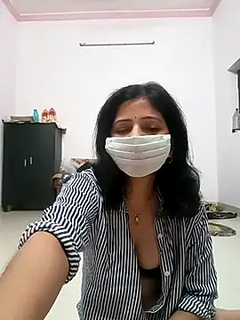 Snapshot of BITEXBABYlove chatting on 10/24/25, 12:52 BITEXBABYlove online show from 10/24/25, 12:52