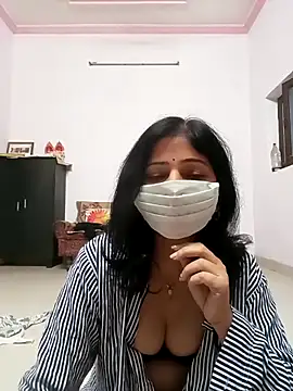 Snapshot of BITEXBABYlove chatting on 11/25/25, 01:27 BITEXBABYlove online show from 11/25/25, 01:27