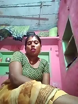 Snapshot of sanjna_sharmaa chatting on 09/16/25, 03:02 sanjna sharmaa online show from 09/16/25, 03:02