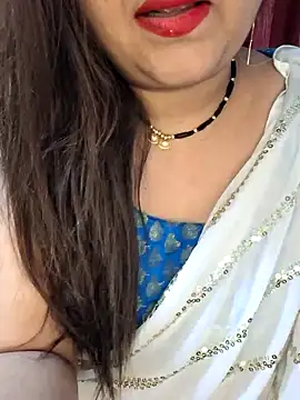 Snapshot of indian-hotmilfs chatting on 10/27/25, 10:25 indian-hotmilfs online show from 10/27/25, 10:25