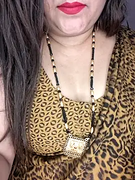 indian-hotmilfs online show from 04/01/26, 04:59