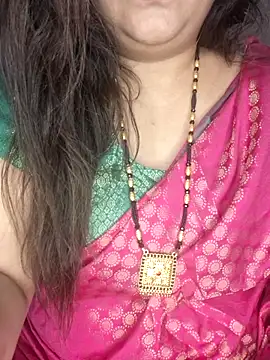 indian-hotmilfs online show from 05/10/26, 01:11