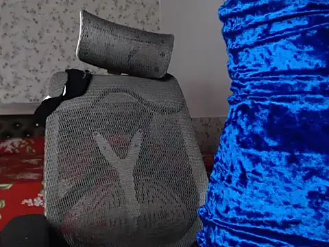 snow white123 online show from 10/03/25, 08:28