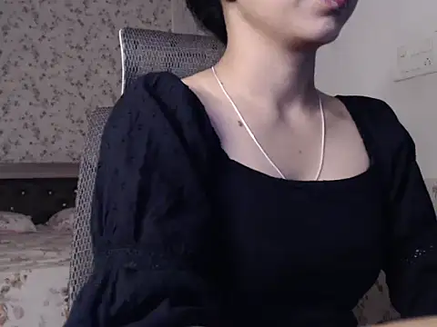 snow white123 online show from 10/24/25, 08:27