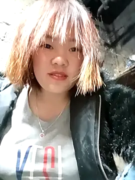 Snapshot of sukabae00 chatting on 02/02/26, 01:32 sukabae00 online show from 02/02/26, 01:32