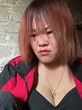 Snapshot of sukabae00 chatting on 02/06/26, 03:11 sukabae00 online show from 02/06/26, 03:11