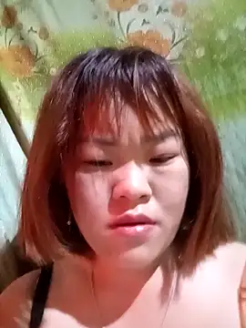 Snapshot of sukabae00 chatting on 02/13/26, 06:37 sukabae00 online show from 02/13/26, 06:37