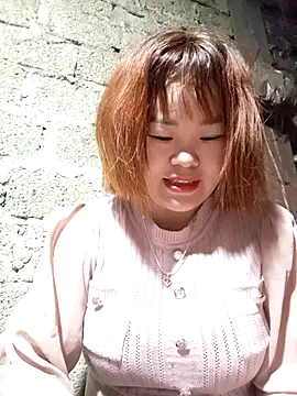 Snapshot of sukabae00 chatting on 02/19/26, 12:06 sukabae00 online show from 02/19/26, 12:06