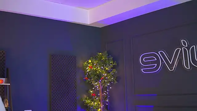 SiennaRuh online show from 01/15/26, 12:43