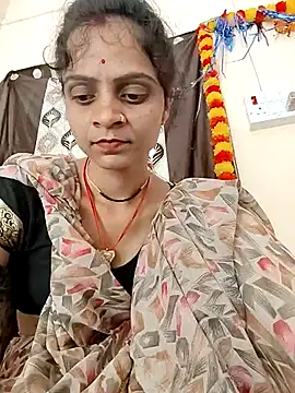 Snapshot of Sonam_dhakad chatting on 10/05/25, 07:28 Sonam dhakad online show from 10/05/25, 07:28