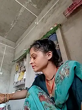 Snapshot of Sonam_dhakad chatting on 10/10/25, 09:30 Sonam dhakad online show from 10/10/25, 09:30