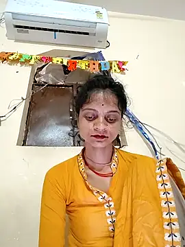 Snapshot of Sonam_dhakad chatting on 10/20/25, 12:11 Sonam dhakad online show from 10/20/25, 12:11