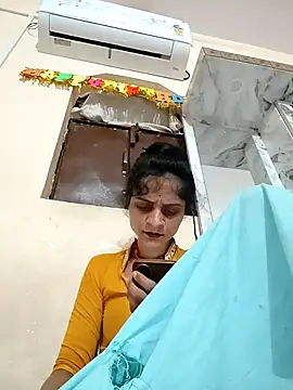 Snapshot of Sonam_dhakad chatting on 11/04/25, 06:18 Sonam dhakad online show from 11/04/25, 06:18