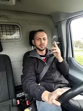 Snapshot of papichulo0099 chatting on 11/18/25, 10:52 papichulo0099 online show from 11/18/25, 10:52