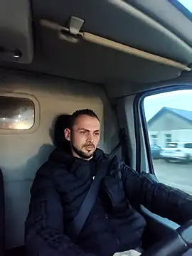 Snapshot of papichulo0099 chatting on 11/25/25, 05:51 papichulo0099 online show from 11/25/25, 05:51