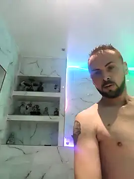 Snapshot of papichulo0099 chatting on 11/28/25, 04:04 papichulo0099 online show from 11/28/25, 04:04