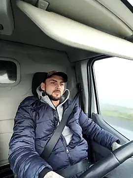 Snapshot of papichulo0099 chatting on 12/18/25, 06:30 papichulo0099 online show from 12/18/25, 06:30