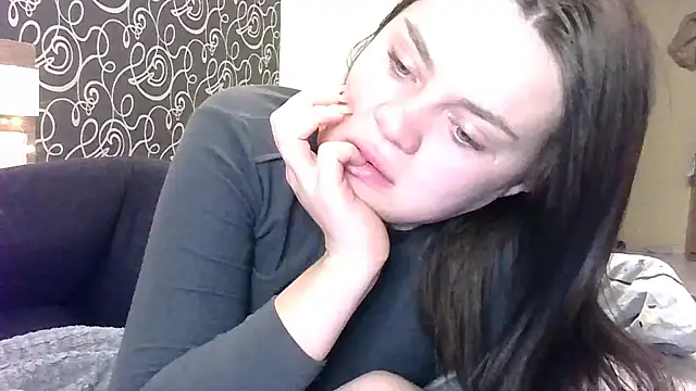 Snapshot of Bonny_Candy chatting on 11/16/25, 01:11 Bonny Candy online show from 11/16/25, 01:11